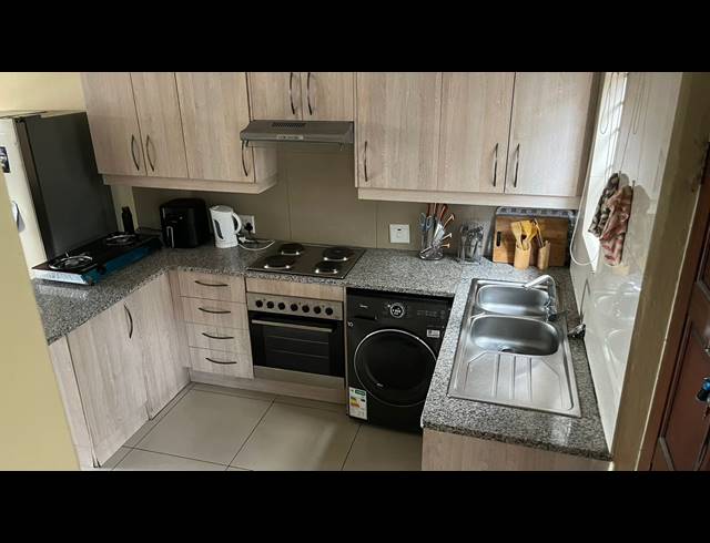 2 BEDROOM TOWNHOUSE FOR SALE IN MAYBERRY PARK